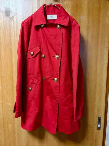 FRAYI.D 아름다운 레드 트렌치코트