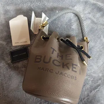 마크제이콥스 버킷백 컨디션 최상 하자품