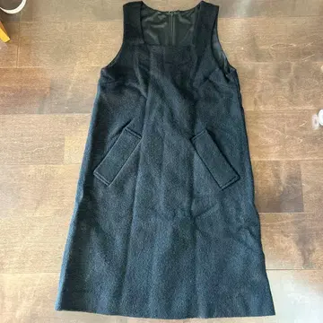 a. 슬리브리스 무릎 기장 원피스