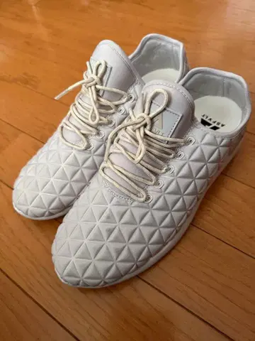 ASFVLT 여성용 스니커즈 25.5cm