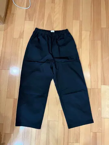 프릭스스토어 페니즈 별주 퍼펙트 실루엣 이지 팬츠