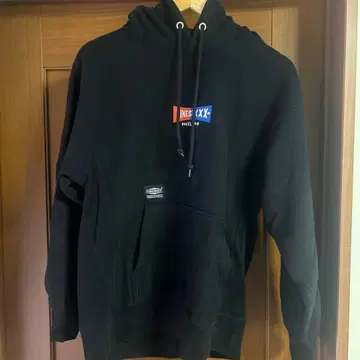 FINESIXXX 후드 부착 후드티 M 사이즈 블랙