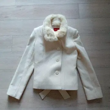 Apuweiser-riche 퍼 트리밍 화이트 자켓 사이즈 2