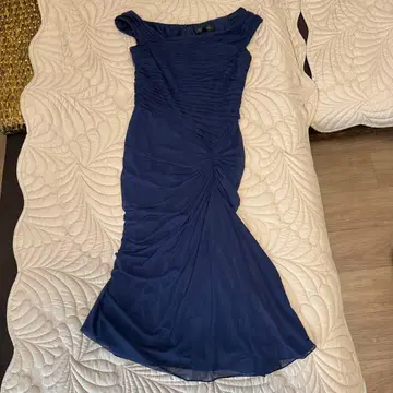 타다시 쇼지 네이비 슬리브리스 원피스