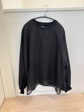 FREAKS 블랙 시스루 긴팔 상의