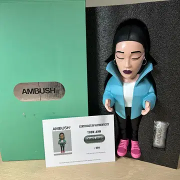 AMBUSH 앰부쉬 YOON 피규어 컬렉션