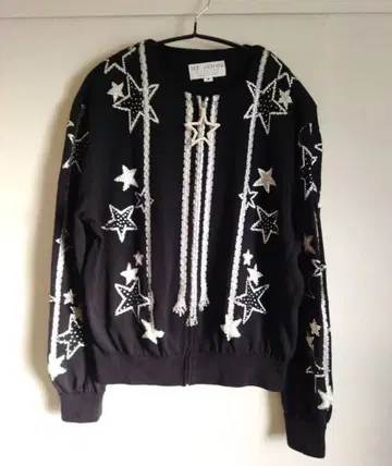 ST. JOHN 별 패턴 스터드 지퍼 가디건