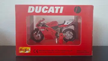Ducati 996 1/18 Maisto