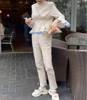 Bibiy. 셋업 CERISE CREAM TOP PANTS