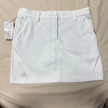 [ 가격 인하 중 ] adidas 골프 스커트 화이트