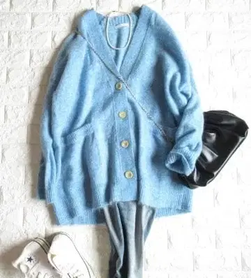 투모로우랜드 맥피 보송보송 기모 모헤어 울 롱 가디건 블루