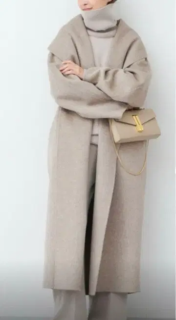 Deuxieme Classe BULLY 코트