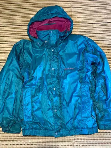 몽벨 후드 부착 점퍼 M