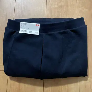 [미사용 새상품] 유니클로 드라이 스웨트 팬츠 네이비 L 사이즈