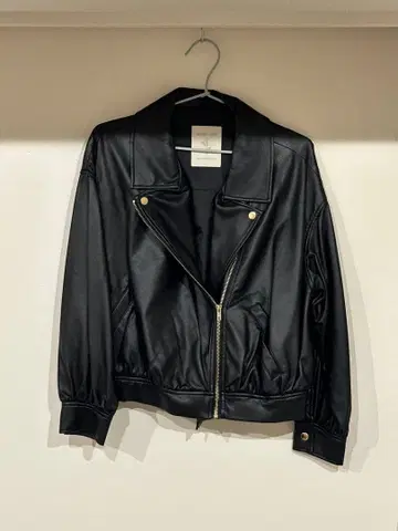 MAJESTIC LEGON 블랙 라이더 자켓