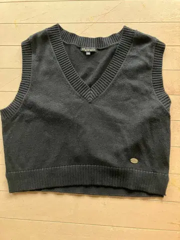아네스베 TU 다크 그레이 V넥 니트 베스트