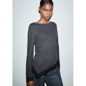 [ 새상품 ] ZARA 자라 소프트 레이스 상의