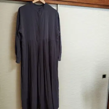 다크 그레이 긴팔 롱 원피스