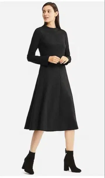 더욱 가격 인하 유니클로 울 블렌드 원피스 긴팔 택 포함 새상품