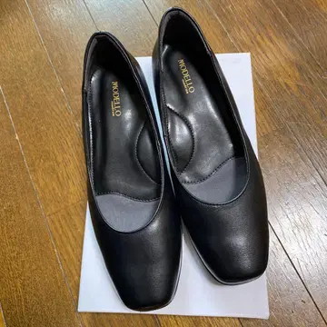 미사용 새상품 MODELLO 블랙 펌프스 23.5cm