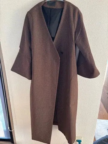 NOBLE 체크 무늬 더블 브레스트 노카라 롱 코트