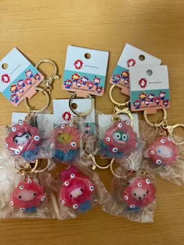 만박 산리오 미야쿠미야쿠 클리어 키링 1개