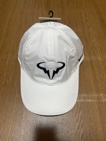 나이키 Dri-FIT 클럽 언스트럭처드 라파캡