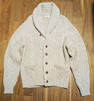 윌리엄 로키 숄카라 가디건