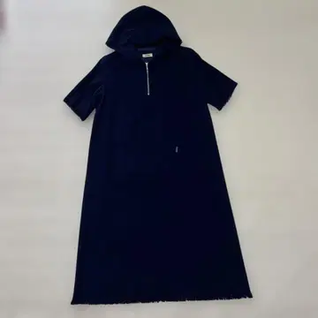 PINKHOUSE 후드 부착 반팔 네이비 무릎 아래 원피스