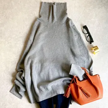 새상품급 캬바쿠라 코튼 캐시미어 스무스 터틀넥 니트 라이트 그레이