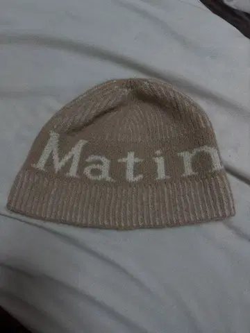 베이지 니트 모자 Matin Kim