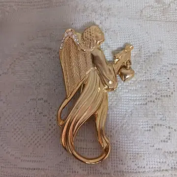 천사의 브로치 하트 참 포함