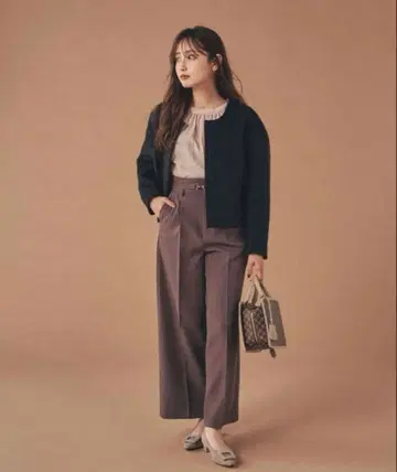 [ 새상품 ] COHINA 플랩 디자인 턱 와이드 팬츠 xs