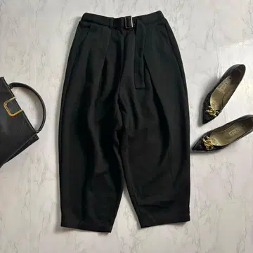 AZUL 아줄 루즈핏 테이퍼드 와이드 팬츠 M 블랙 가을/겨울