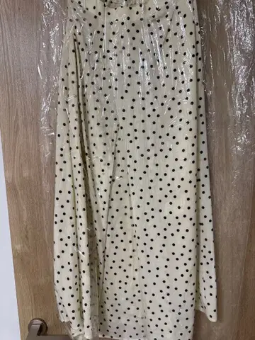 바빌론 화이트 아이보리 도트 무늬 롱 스커트 사이즈 36