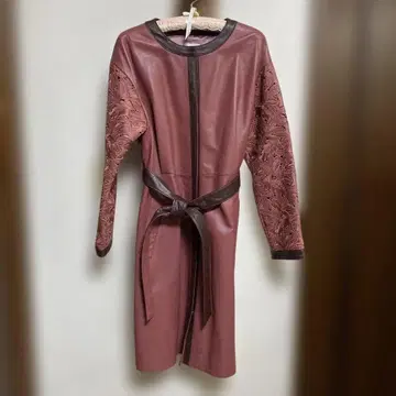 로즈 레드 램 가죽 코트 (친정 보관품)