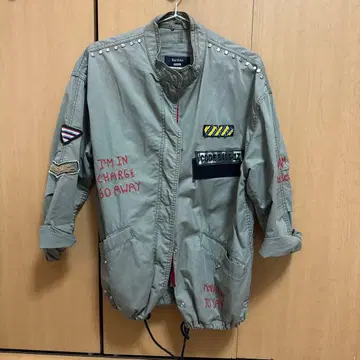 카키 밀리터리 자켓 자수