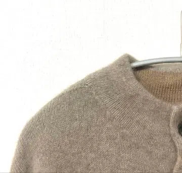 팔라스 팰리스 7G 라쿤 울 보틀넥 가디건 그레이 베이지