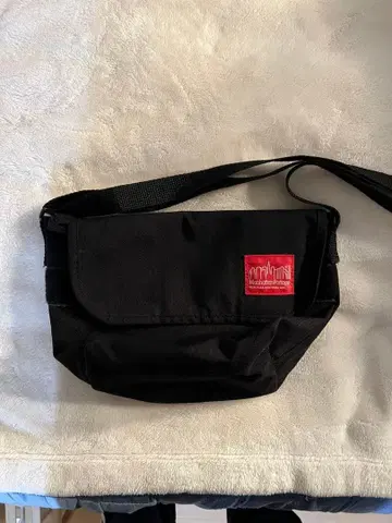 블랙 플랩 숄더백