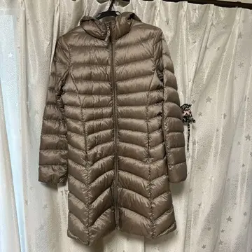 UNIQLO 울트라 라이트 다운 베이지 여성용 M