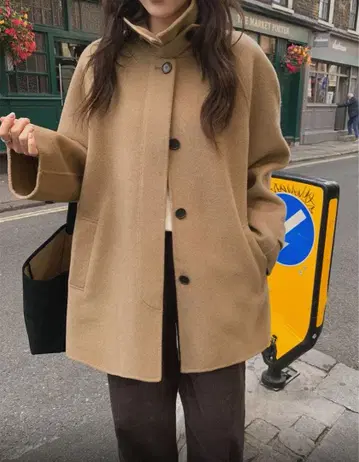 베이지 코트 미디엄 기장