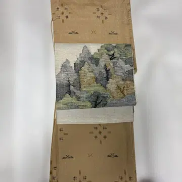코몬 기모노와 산의 풍경 오비 세트 베이지 계열 마사루 별