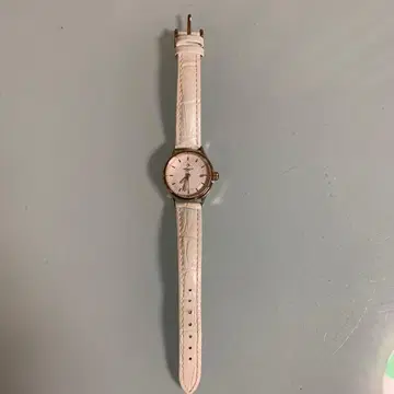 화이트 가죽 아날로그 여성용 손목시계