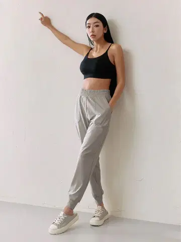 미디엄 페더 흡한속건 조거 팬츠