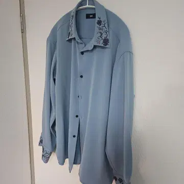 HARE 트로미시슈 셔츠