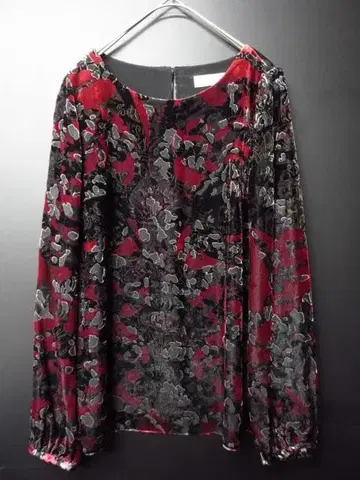 TRUSSARDI 트루사르디 벨로아 원단 긴팔 셔츠*티셔츠 블라우스