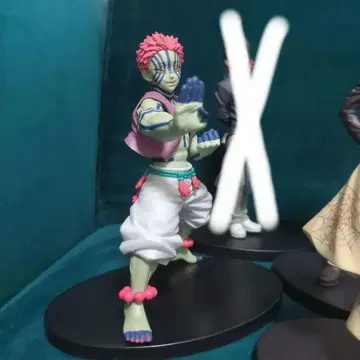 귀멸의 칼날 아카자 피규어