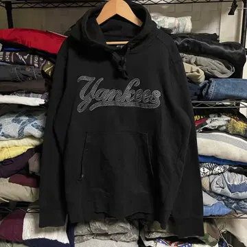 미국 빈티지 의류 ANTIGUA yankees 양키스 블랙 후드티