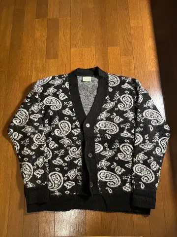 ARIES 페이즐리 가디건 아리즈