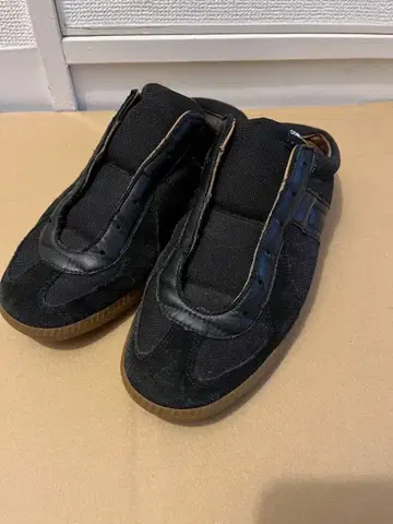 리프로덕션 오브 파운드 슬립온